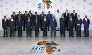 Dignatarios participantes en el foro económico África 1016, realizado en la ciudad egipcia de Sharm el Sheikh. Crédito: Gobierno de Egipto